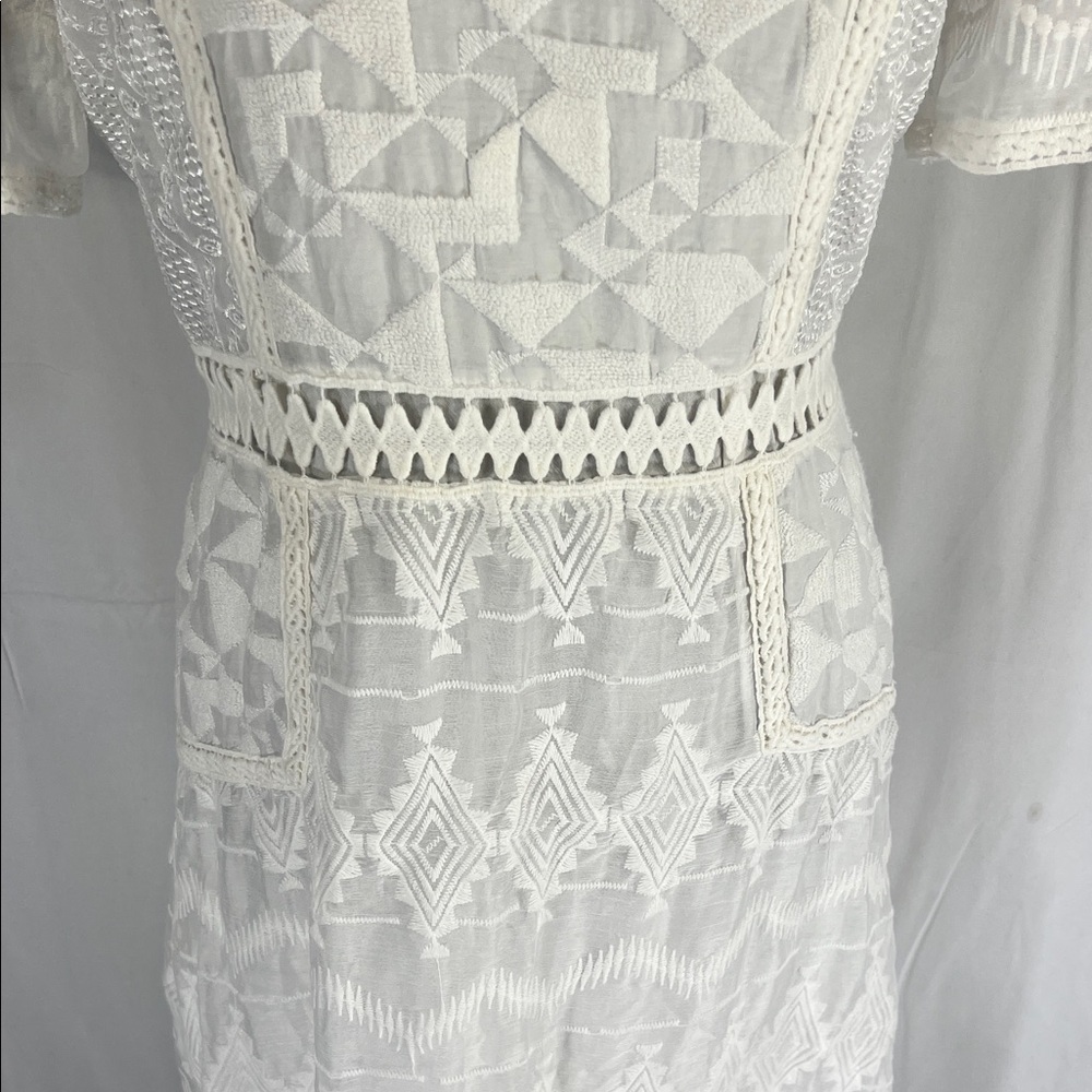 eri and ali White Lace Dress Size 8 - Picture 4 of 10